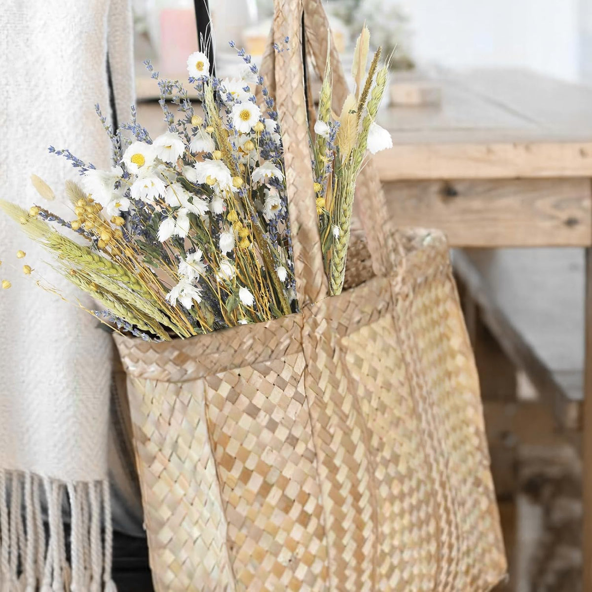 CISDUEO Dried Flowers Bouquet Dried Daisy Flowers Natural Lavender Bundles Dried Gerber Daisies Flowers Bunny Tails Wheat Stalks Floral Arrangements for Wedding Table Centerpiece Decor Farmhouse DIY