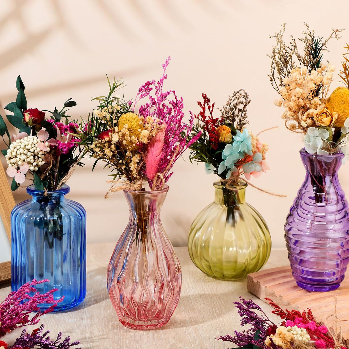 Tinideya 48 Pcs Dried Flowers Bouquet Boho Mini Dried Flower with Stem Small Floral Plants Mixed Natural Flowers Bundles for Crafts Vase DIY Photo Props Wedding Decoration