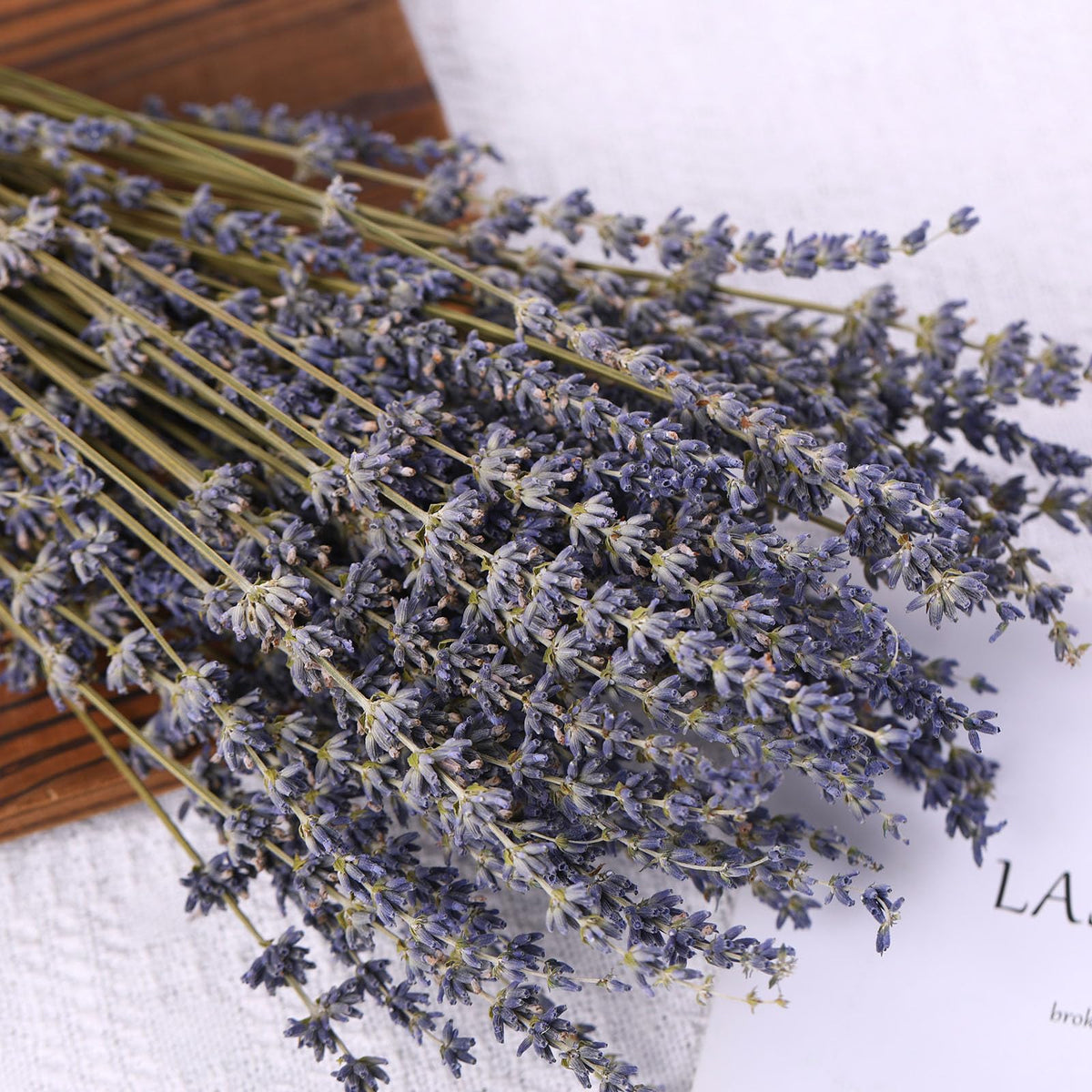 Dried Lavender Flowers, Preserved Purple Lavender Bundle, 15" -17" Natural Dried Flowers Bouquet for Wedding Vase Decor, Home Fragrance, Bathroom, Photo Props, Crafts, 70g (2.5oz)