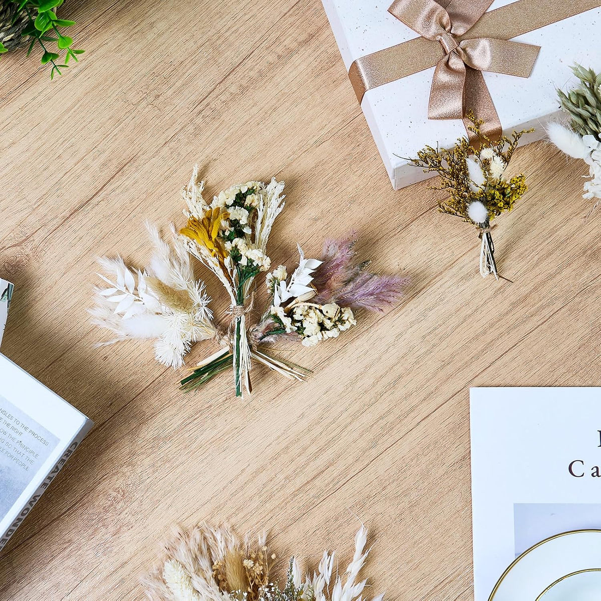 12/24 PCS Charming Dried Flowers Bouquet for Vase Various Dried Wildflowers with Stems Mini Handmade Wildflowers Natural Real Flowers Bulk Flowers Craft (Solid Color, 24PCS)